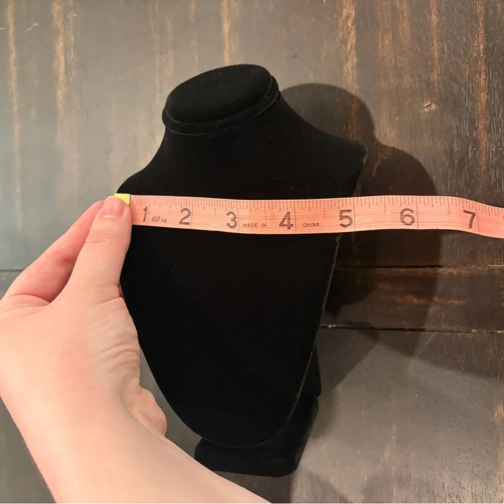 Black velvet necklace display